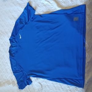 Nike Pro Fit men's short sleeve shirt